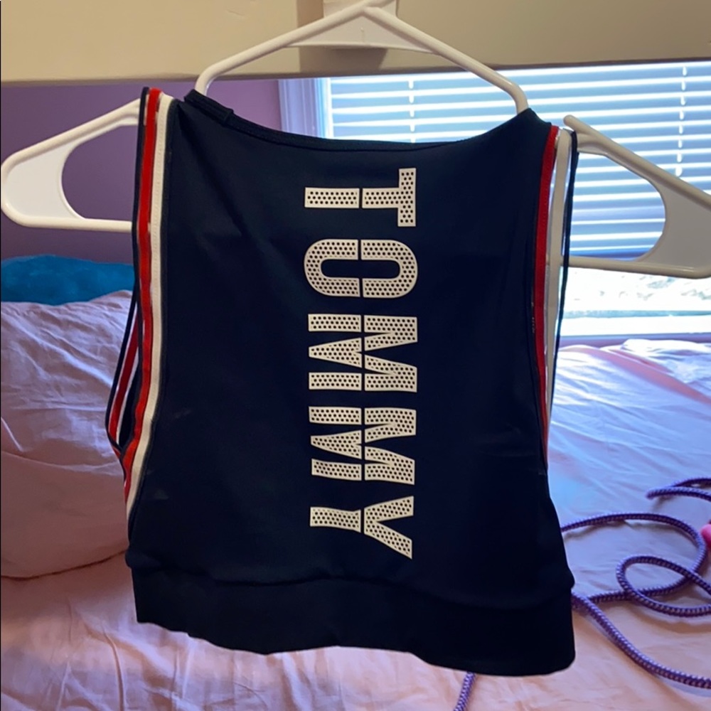 Tommy hilfigure croptop